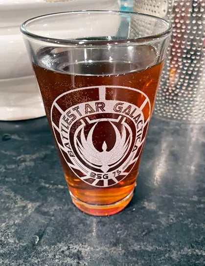Battlestar Galactica Pint Glass, Fanart of the Battlestar Galactica TV series - Geek House Creations