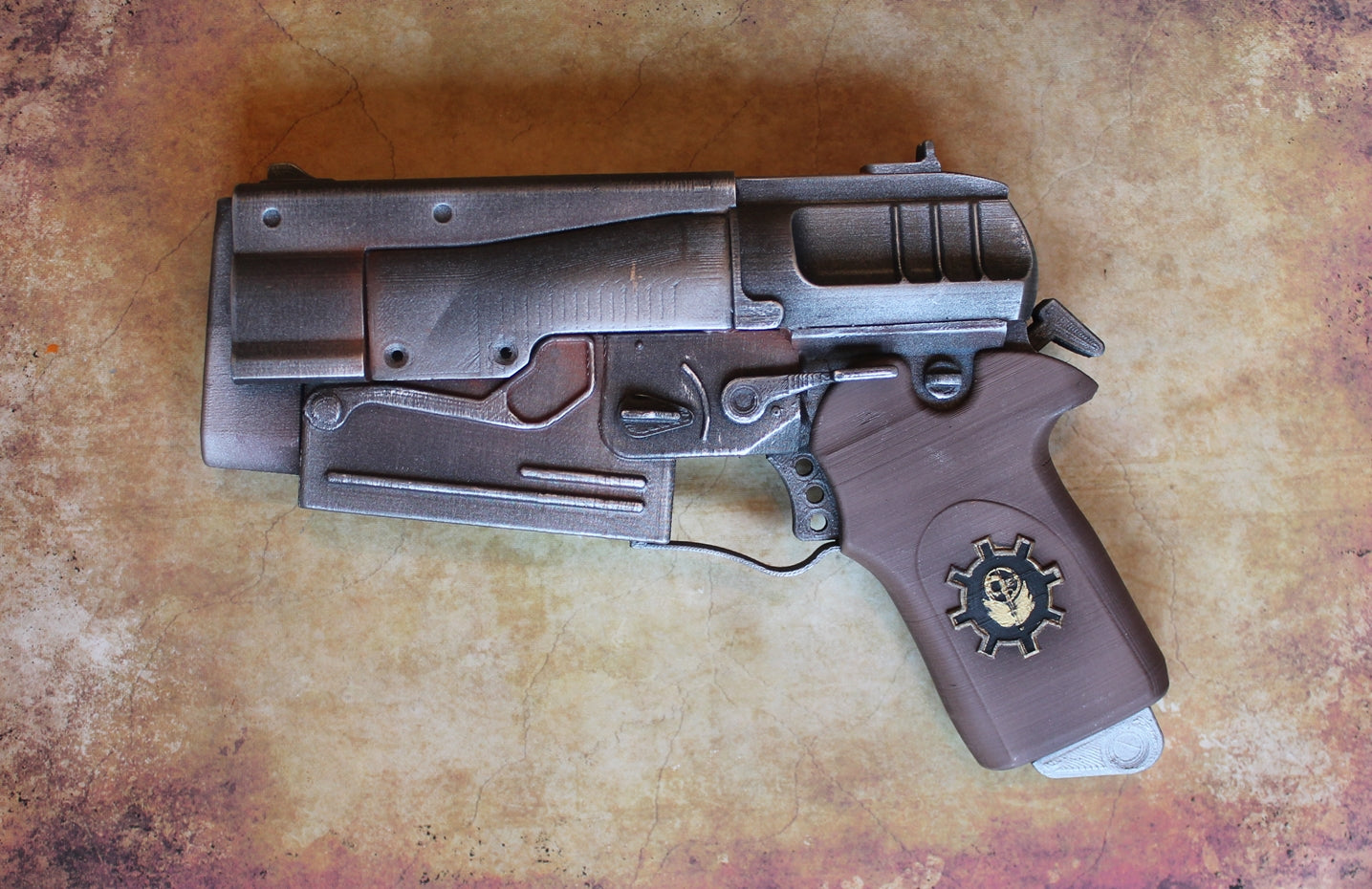 Fallout 4 10mm Pistol Cosplay Prop